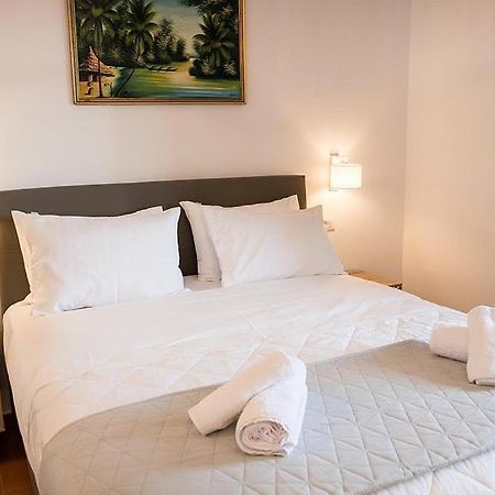 Sophie'S Apartment 1&2 Poros Town Luaran gambar