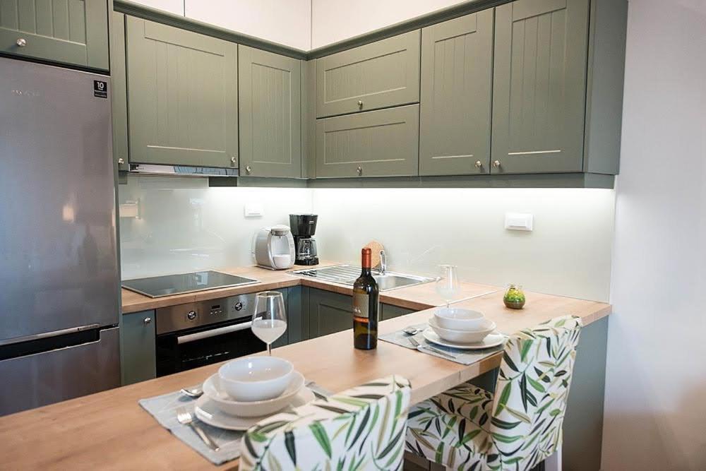 Sophie'S Apartment 1&2 Poros Town Luaran gambar