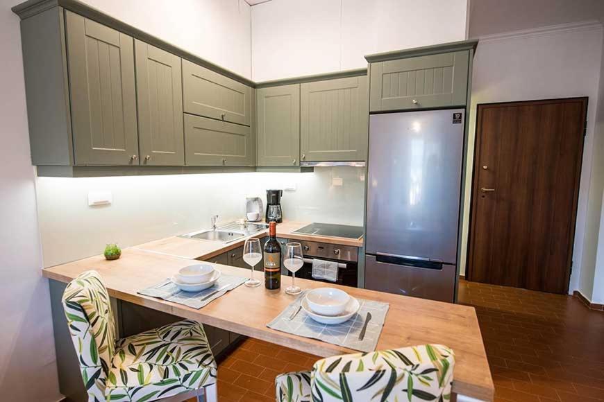 Sophie'S Apartment 1&2 Poros Town Luaran gambar